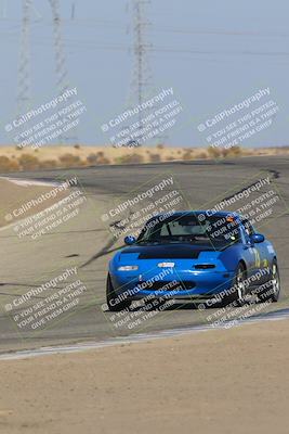 media/Oct-29-2022-CalClub SCCA (Sat) [[e05833b2e9]]/Race Group 3/Qualifying (Outside Grapevine)/